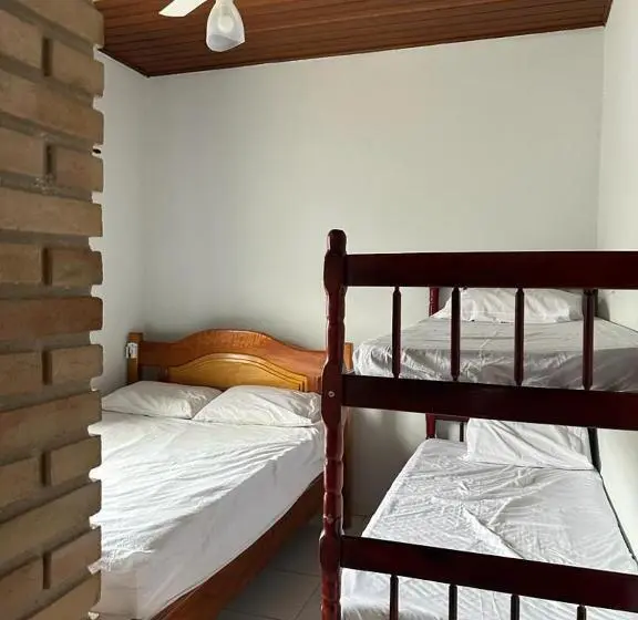 デラックスルーム, Hostel Bike Point Caraguatatuba