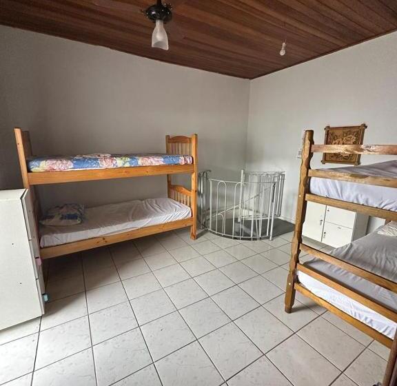 ルームシェアのワンベッド, Hostel Bike Point Caraguatatuba