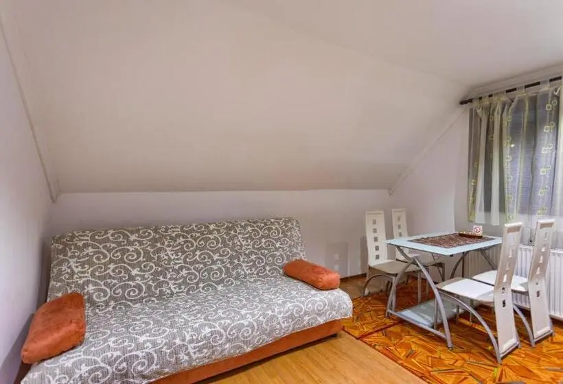 آپارتمان 1 خوابه, Vila Slavica