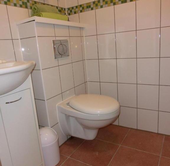 اتاق استاندارد چهار تخته, Pension Skalka