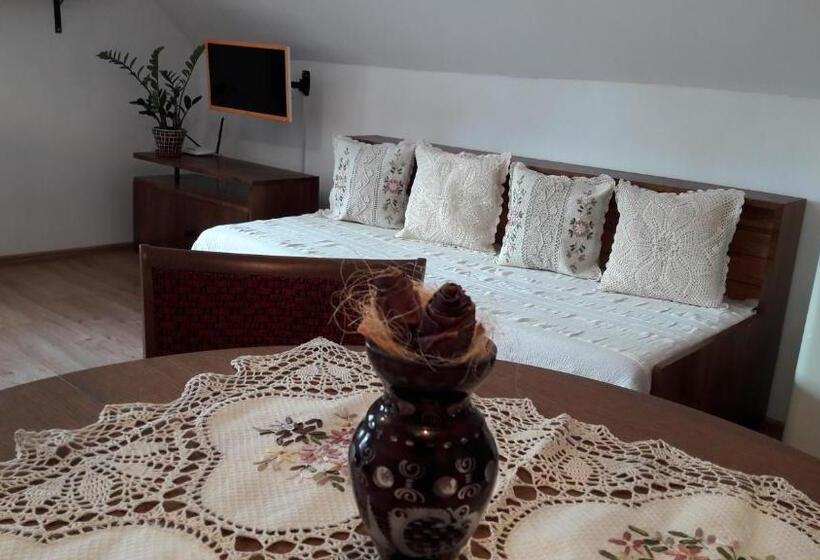 اتاق استاندارد چهار تخته, Pension Skalka