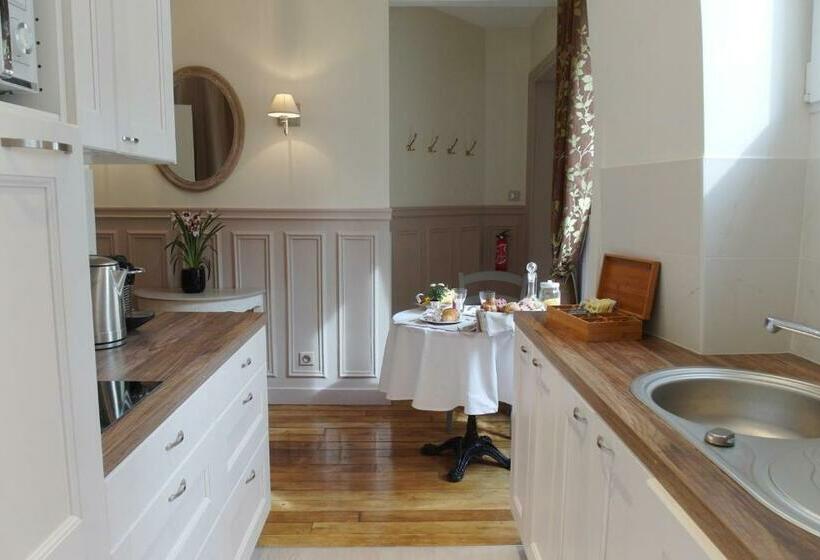 شقة سوبريور غرفة واحدة, Chambre D Hôte : Louvre Elegant Apt Suite