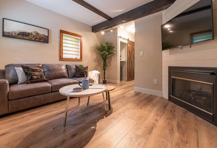 غرفة ديلوكس, Chimney Hill Estate Inn