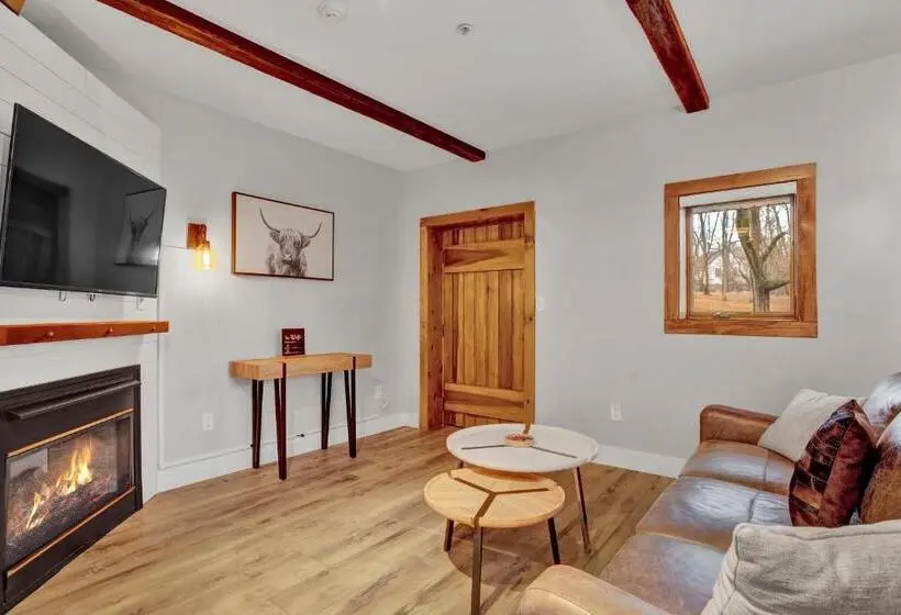 テラス付きスタンダードルーム, Chimney Hill Estate Inn