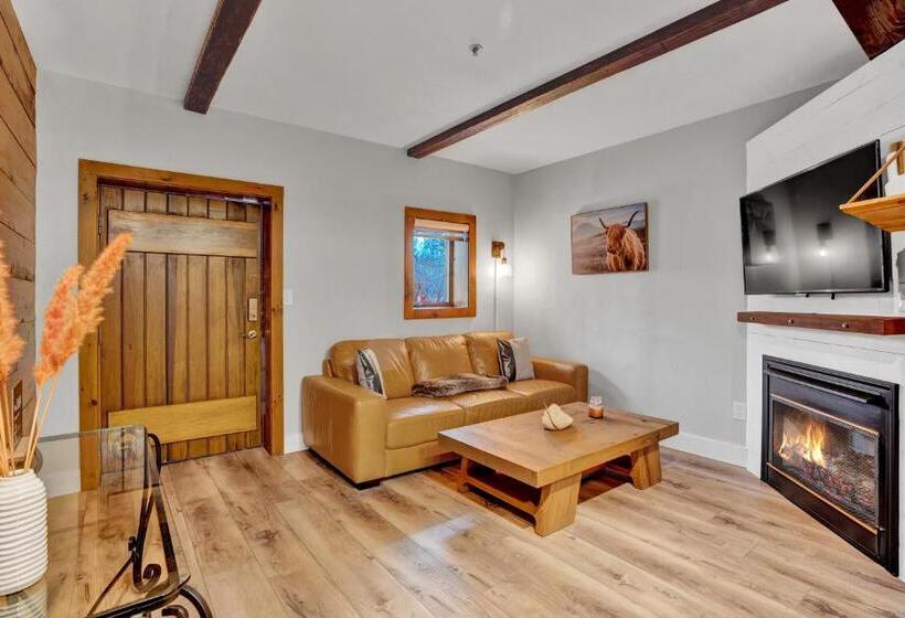 Номер Стандарт с Террасой, Chimney Hill Estate Inn
