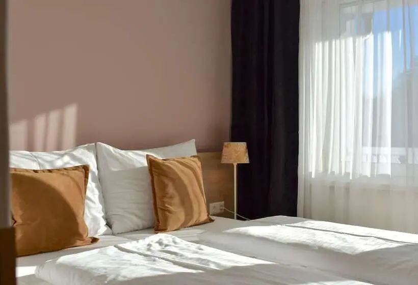 Standard-huone Parveke, Rooms & Amoria Spa For Adults Only   Hotel Jägerhof Wörthersee
