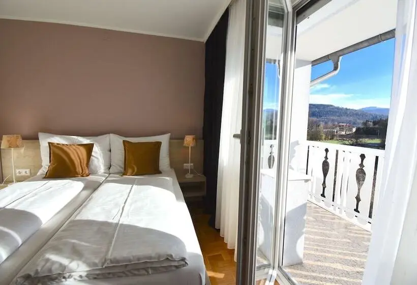 Standard-huone Parveke, Rooms & Amoria Spa For Adults Only   Hotel Jägerhof Wörthersee