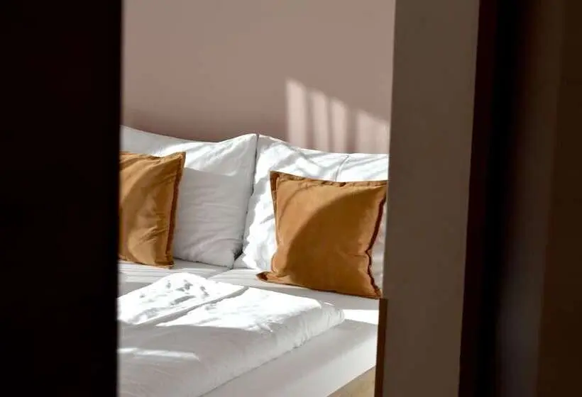 Standard-huone Parveke, Rooms & Amoria Spa For Adults Only   Hotel Jägerhof Wörthersee
