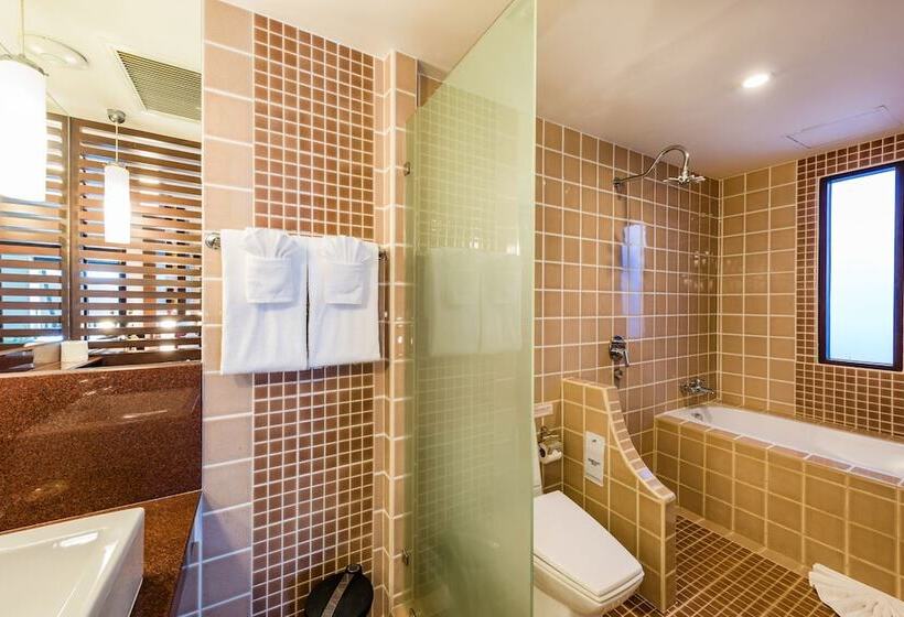 디럭스 방갈로, Duangjitt Resort, Phuket