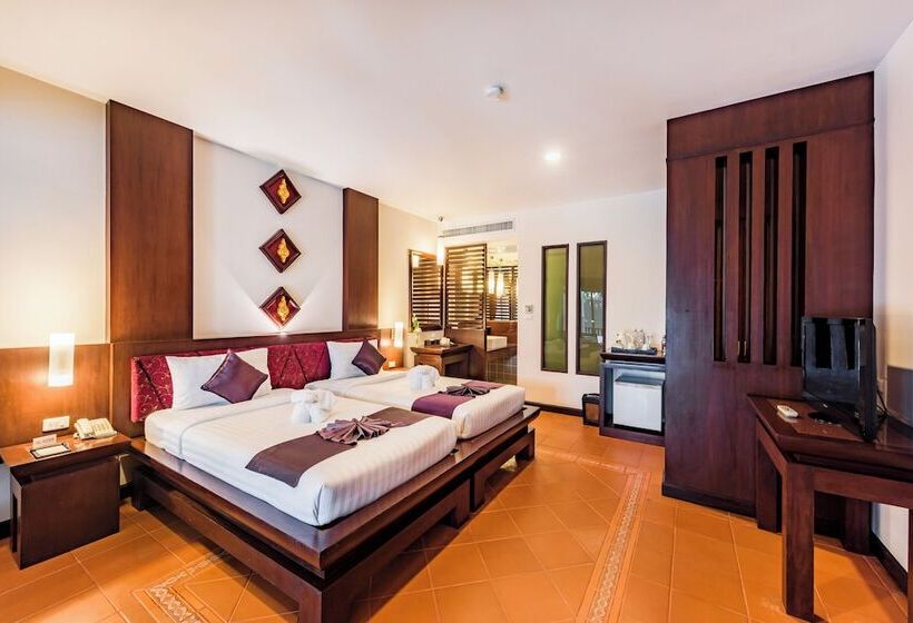 디럭스 방갈로, Duangjitt Resort, Phuket