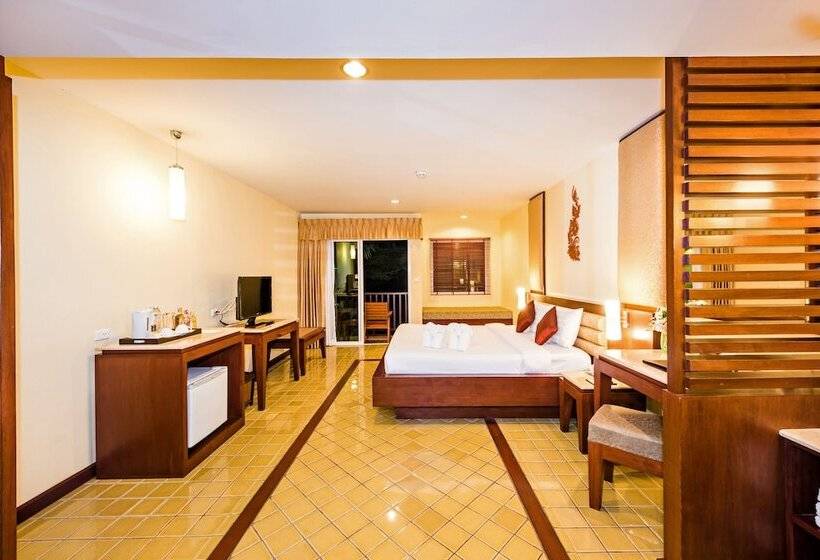 디럭스 룸, Duangjitt Resort, Phuket