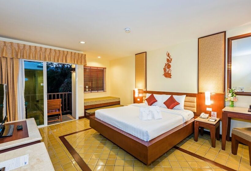 Deluxe Room, Duangjitt Resort, Phuket