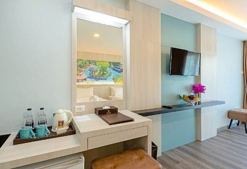 Premium Room, Duangjitt Resort, Phuket