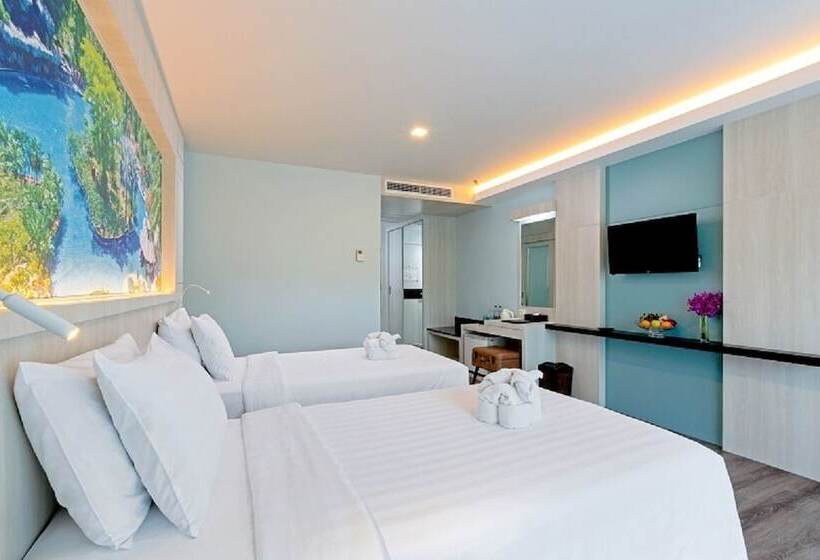 Premium Room, Duangjitt Resort, Phuket