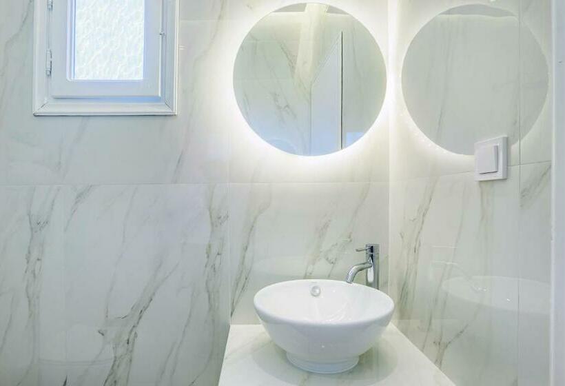 סוויטת ג'וניור, Afitis Boutique