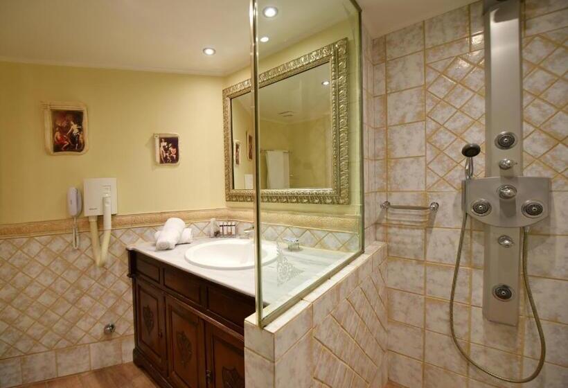 غرفة كلاسيكية, Angelica Boutique