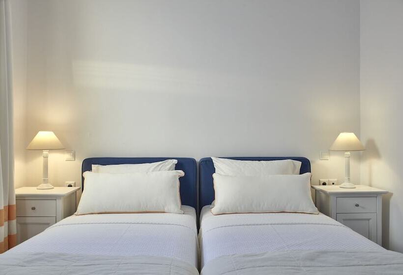 带按摩浴缸和海景的套房, Archipelagos Hotel   Small Luxury Hotels Of The World