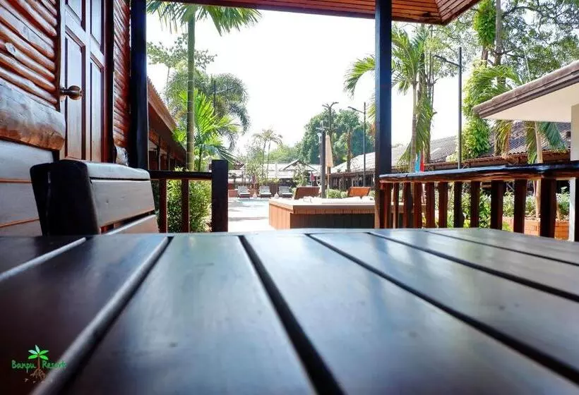 نمای استخر اتاق استاندارد چهارنفره, Banpu Resort Trat