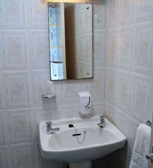 스탠다드 트리플 룸, Bluewaters Hotel Blackpool