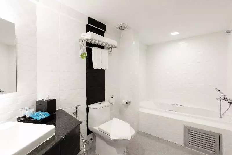 キングサイズベッドのスイートルーム, Centara Life Cha Am Beach Resort Hua Hin
