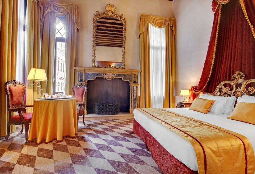 سوئیت رویال, Dona Palace