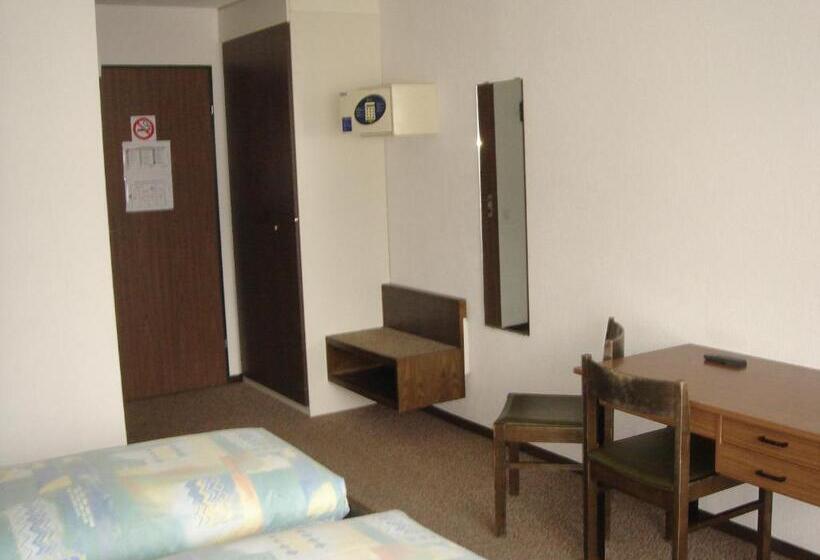 غرفة سوبيريور, Eden Sisikon