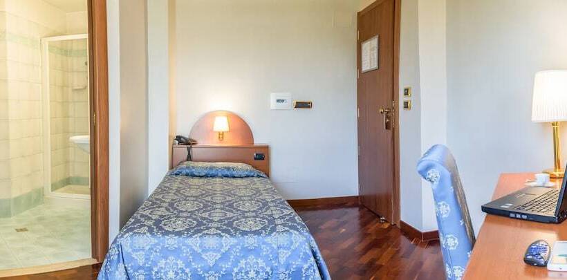 اتاق استاندارد یک نفره, Excel Hotel Roma Ciampino