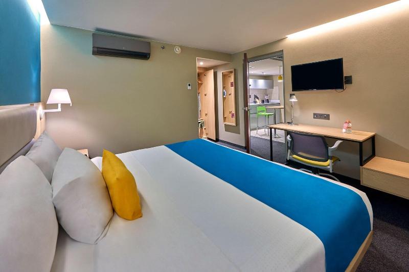 标准三人间, Excel Hotel Roma Ciampino