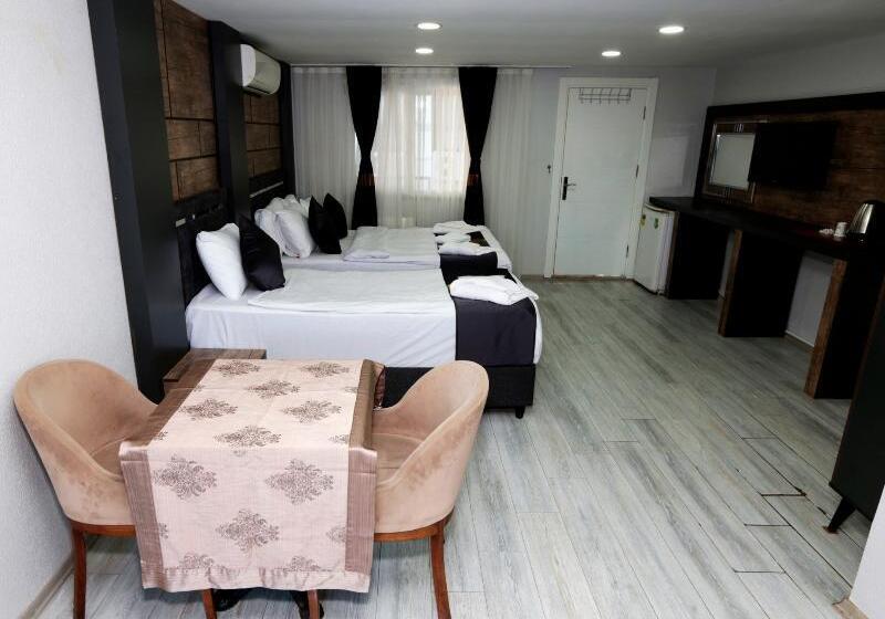 غرفة قياسية لذوى الاحتياجات الخاصة, Holiday Inn Athens Attica Av, Airport W., An Ihg