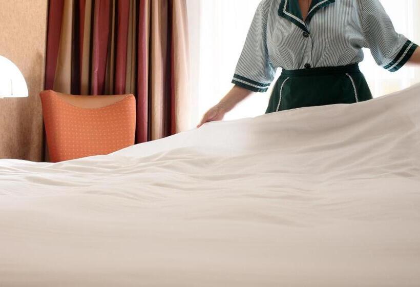 جناح سرير كينج, Holiday Inn Athens Attica Av, Airport W., An Ihg