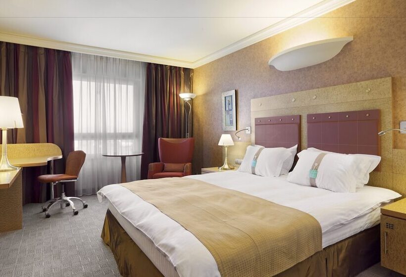 اتاق پرمیوم, Holiday Inn Athens Attica Av, Airport W., An Ihg