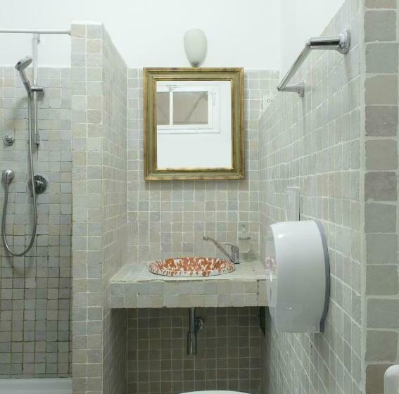 اتاق استاندارد سه نفره, Loggia Fiorentina