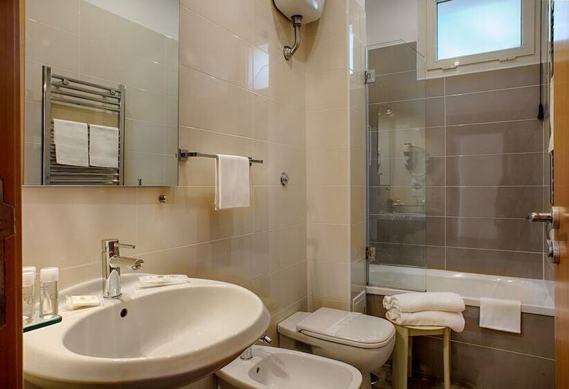 اتاق سوپریور, Montespina Park