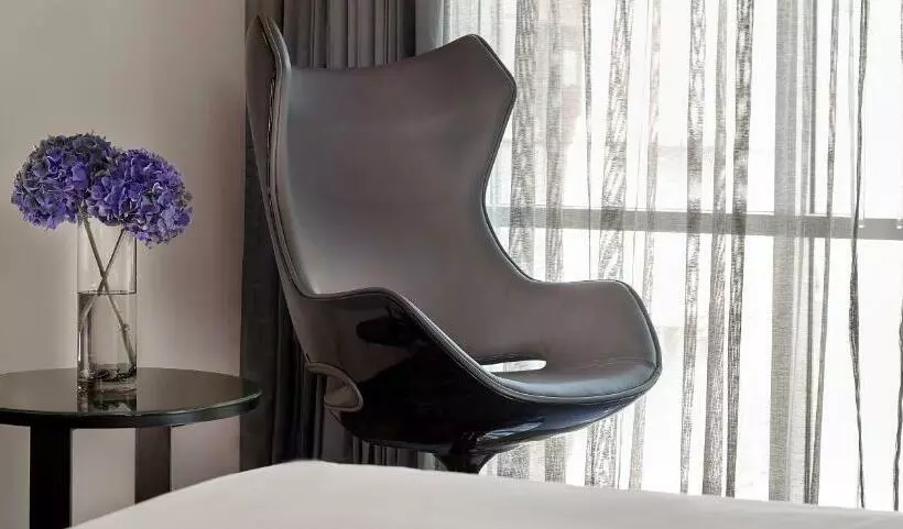اتاق اجرایی, Park Plaza London Riverbank