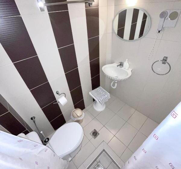 스탠다드 룸, Pighi