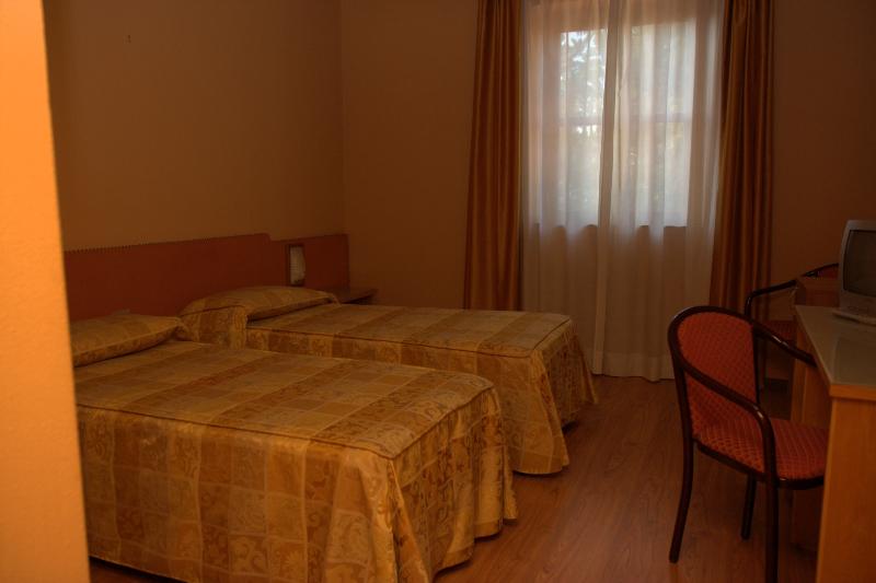 غرفة قياسية فردية, Tre Torri