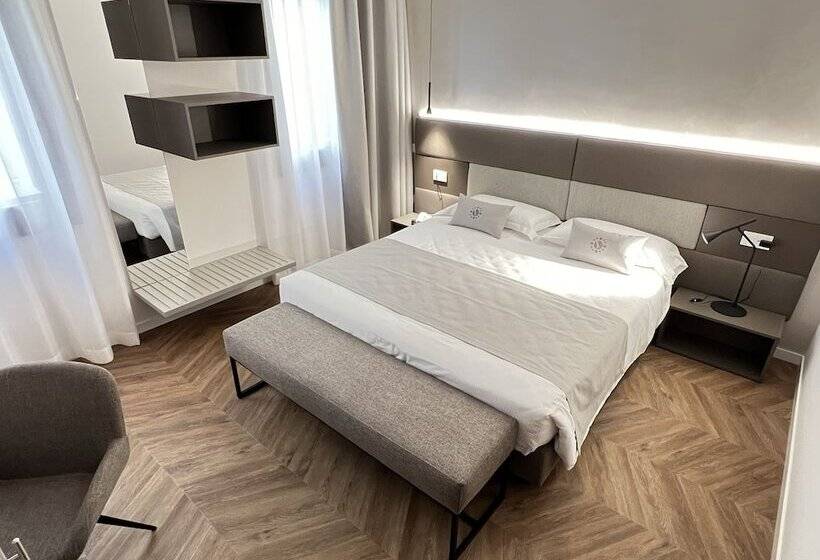 수피리어 룸, Vivit S