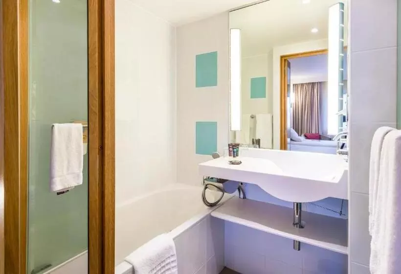 Standard-huone, Novotel London Excel