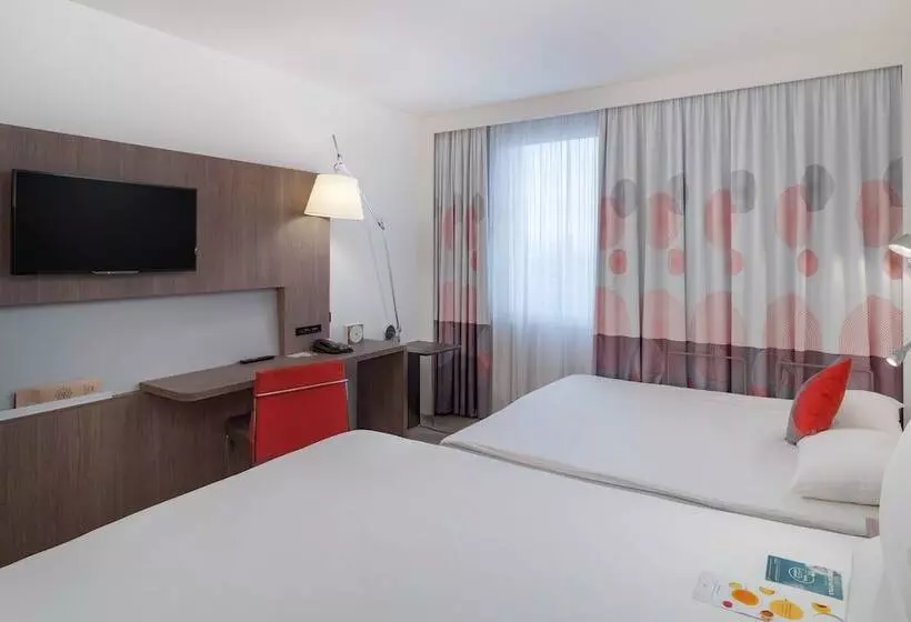 Superior-huone, Novotel London Excel