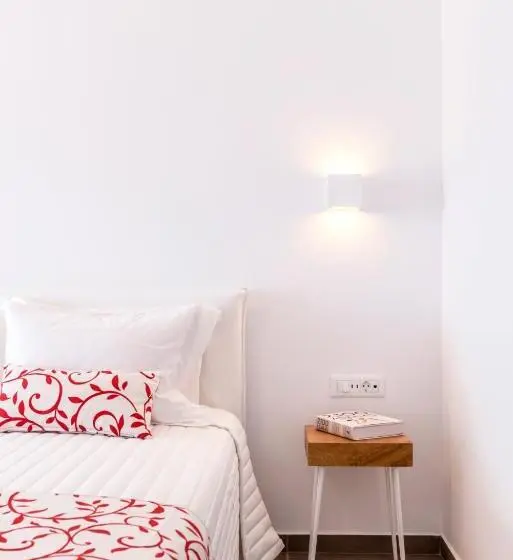 سوئیت دلوکس 2 خوابه, O Lofos Luxury Boutique Suites