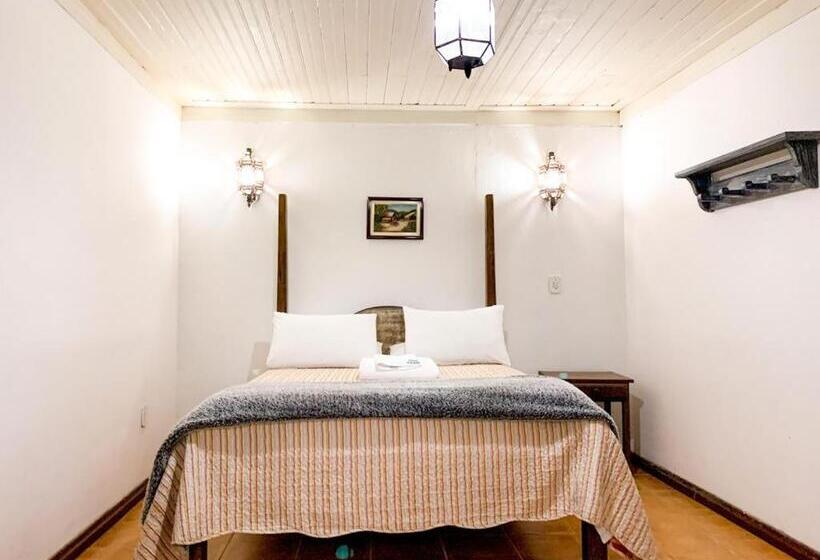 샬레, Pousada Pe Da Serra