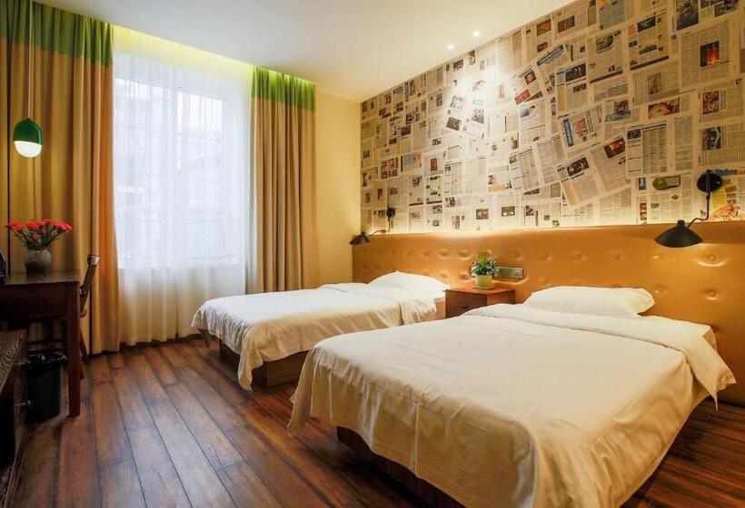 חדר דלוקס, Kaiyue Hotel Zhongshan Road St Michael S Cathedral And Zhanqiao Pier Qingdao