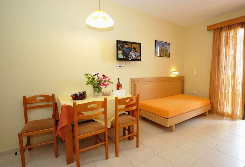 סטודיו סטנדרט עם מרפסת, Aristea