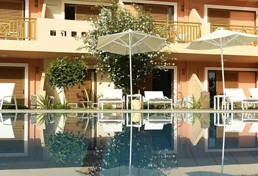 Monolocale Standard Vista Piscina, Aristea