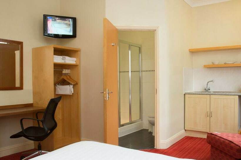 Номер Стандарт, Comfort Inn Victoria