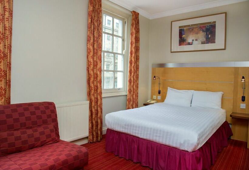 Номер Стандарт Трехместный, Comfort Inn Victoria