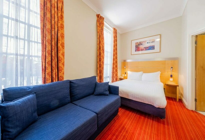 Четырехместный Номер Стандарт, Comfort Inn Victoria