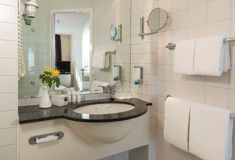 Standardzimmer, Essential By Dorint Berlinadlershof