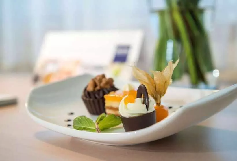 Standardzimmer, Essential By Dorint Berlinadlershof