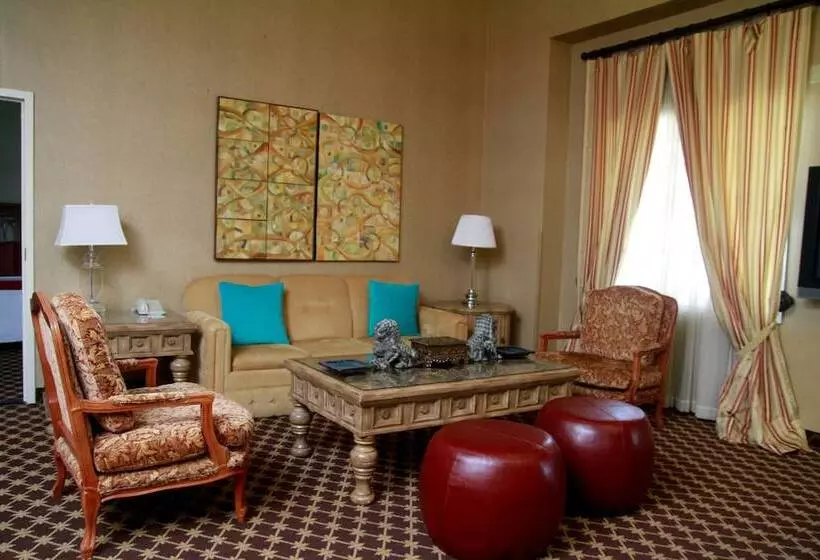 سوییت, Holiday Inn Matamoros, An Ihg
